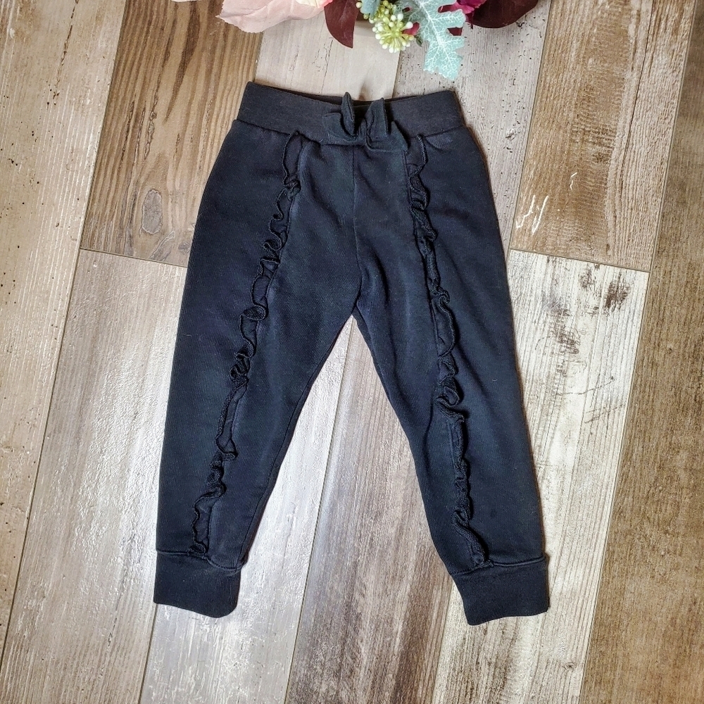 Garanimals Toddler Girls Size 2T  Black Jogging Ruffle Pants Joggers EUC